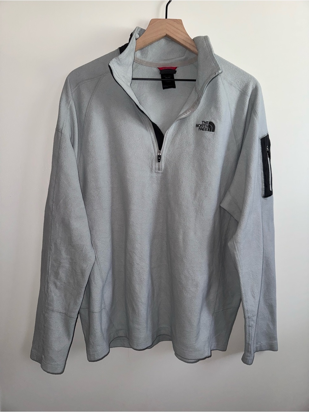 The North Face Men’s Pullover Light Grey Size XL